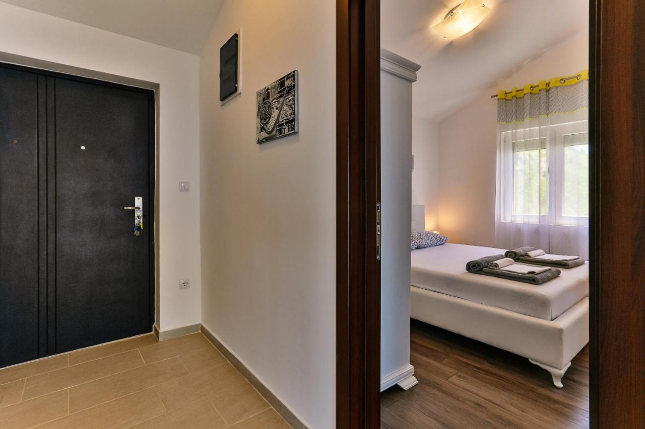 Apartmani Visum Sveti Stefan Exterior photo